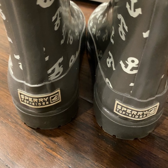 Sperry Anchor Rain Boots - Picture 3 of 3